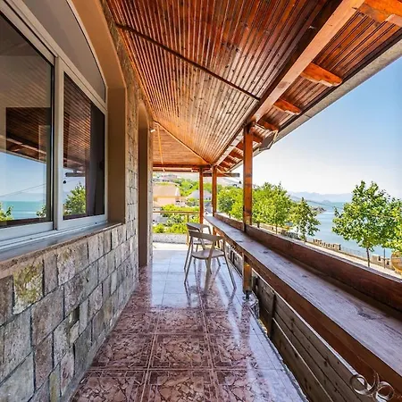 Shiroka By Pikhost Apartmán *