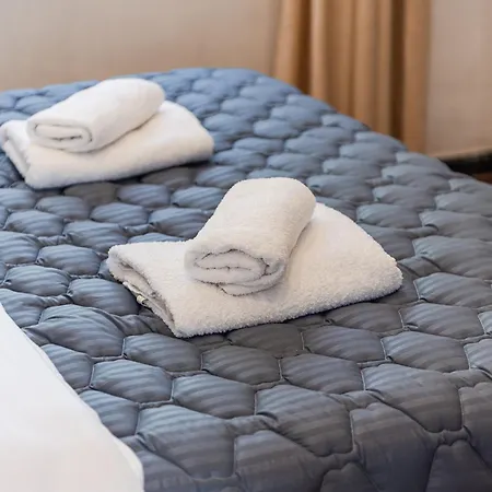 Apartman Shiroka By Pikhost *