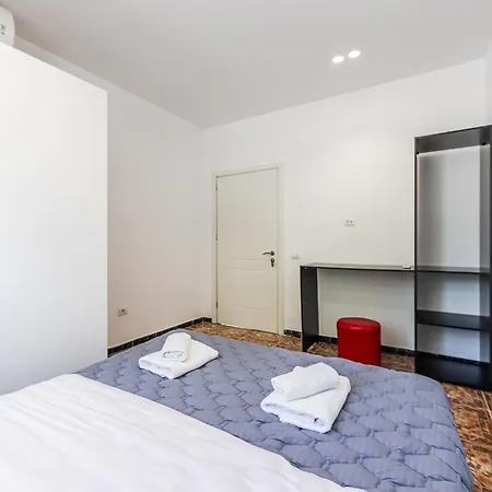 Shiroka By Pikhost Apartman