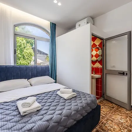 Apartman Shiroka By Pikhost *